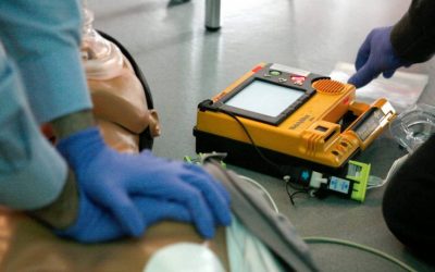 «CONOCE LA NUEVA LEY DE DESFIBRILADORES»